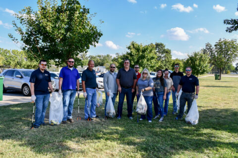Park cleanup volunteers